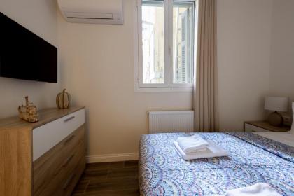 Plaka's Privileged Accommodation - image 11