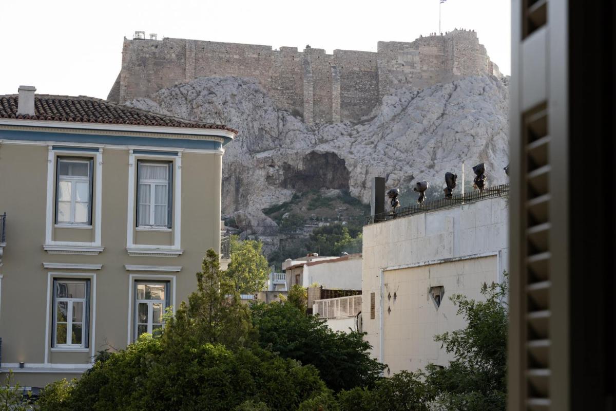 Ancient Athens Great Apt Home Office Acropolis View - image 2