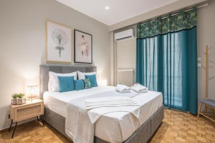 Elegant Mavili Suite by CloudKeys