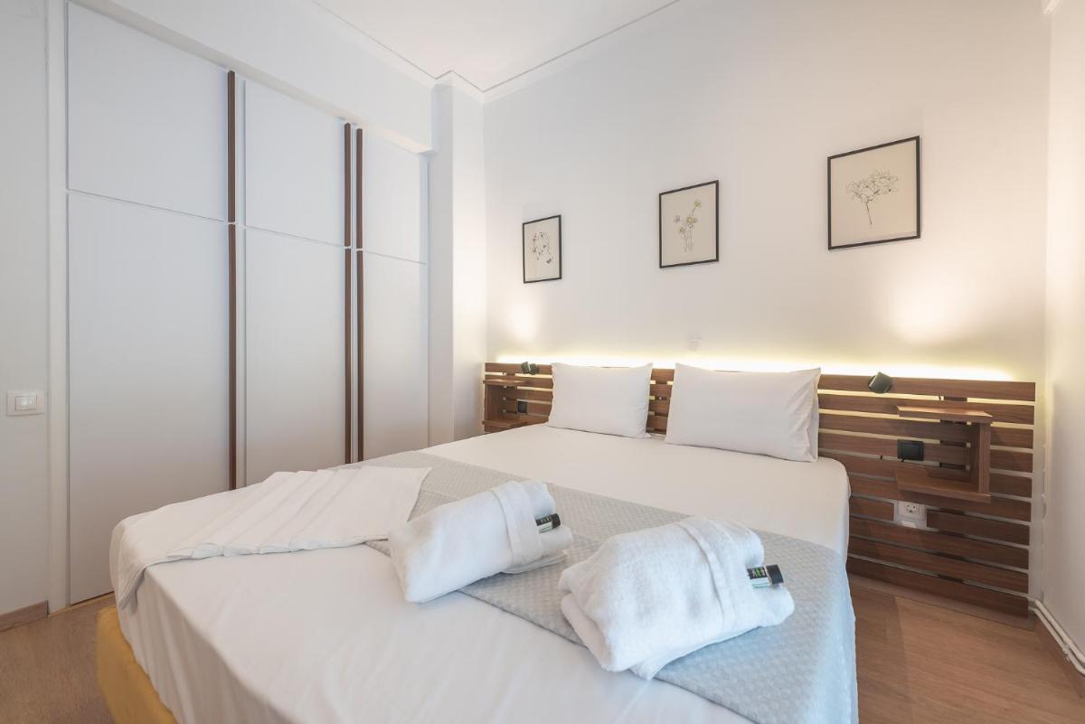 Philippos Acropolis Home by Cloudkeys - image 5