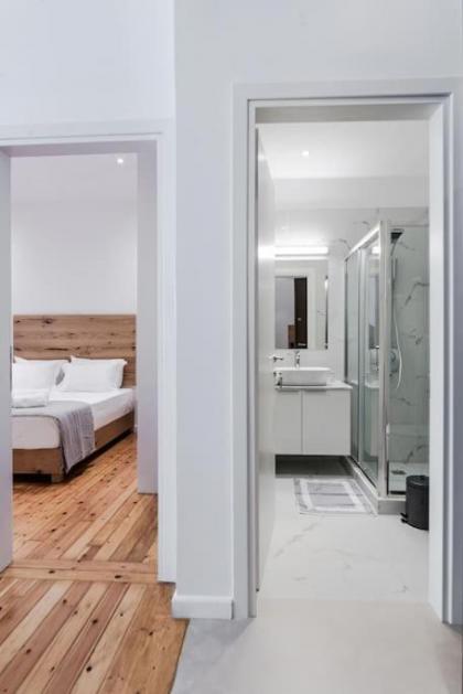 BEAUTIFUL ΝΕW CENTRAL APPARTMENT - image 9