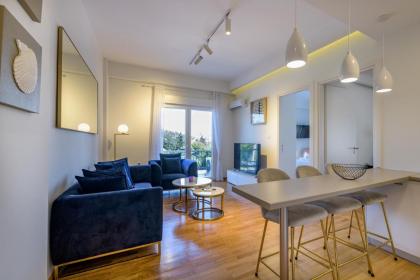 Lush Sapphire apt. in the heart of Athens! - image 17
