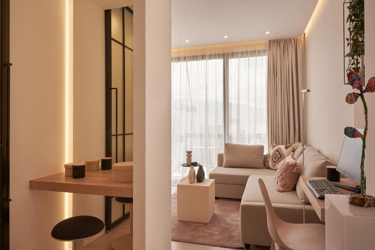 Charitos Heights Boutique Apt II Kolonaki - image 4