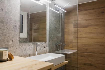 Stunning 2BR Apartment in Lycabettus by UPSTREET - image 20