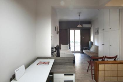 Patisia A Comfy 31 sqm Studio next to Agios N...