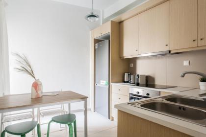 Groovy 2BR Apartment in Koukaki by UPSTREET - image 14