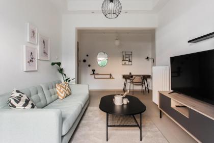 Groovy 2BR Apartment in Koukaki by UPSTREET - image 4