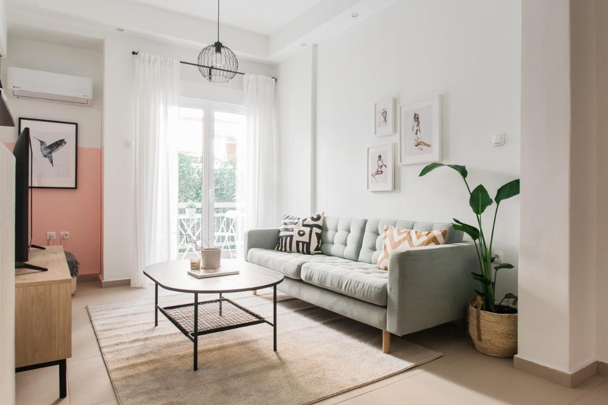 Groovy 2BR Apartment in Koukaki by UPSTREET - image 5