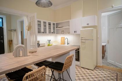 The H Experience Boutique Apartments Athens - image 20