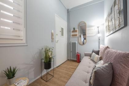 Urban City Apartment by CloudKeys - image 10