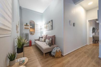 Urban City Apartment by CloudKeys - image 4
