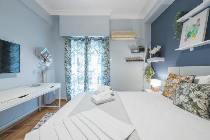Urban City Apartment by CloudKeys - image 8