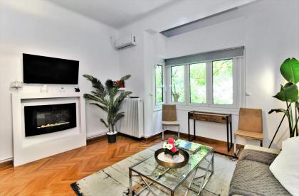 Kolonaki Jewel 1st floor feel like home properties