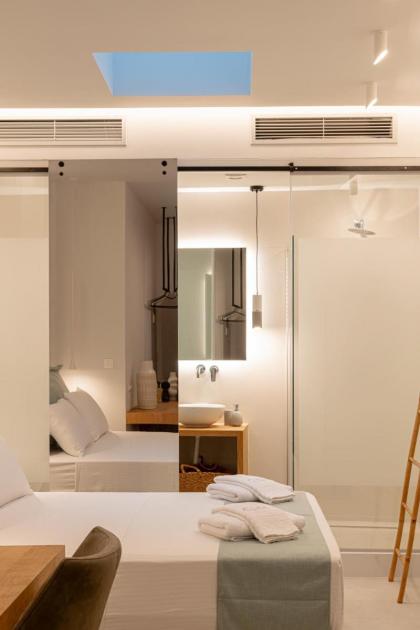 Ciel Suites Athens - image 16