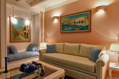 Acropolis Luxury House - image 18