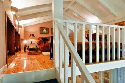 Acropolis Luxury House - image 6