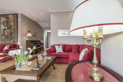 Luxury Acropolis View Duplex Penthouse in Thiseio 155m2 - image 11