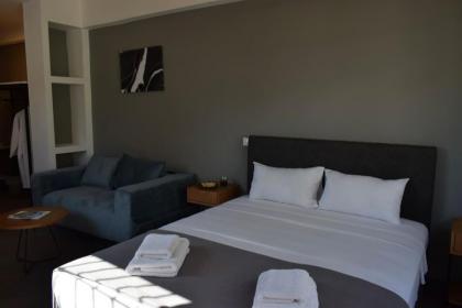 Acropolis View Apartment Athens Downtown - image 11