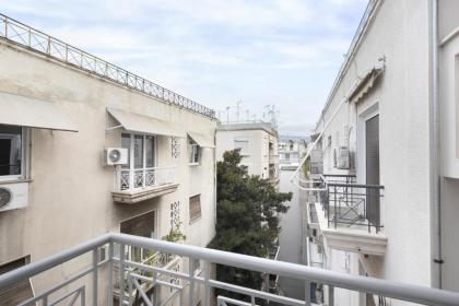 A rare eclectic luxurious stay at Syntagma - image 15