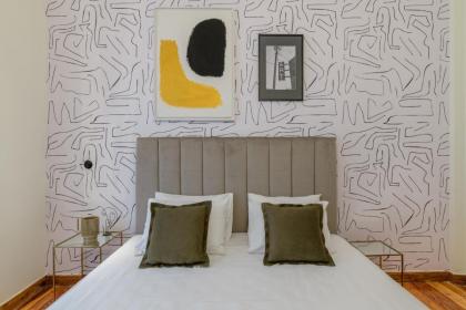 An Outstanding 3 bdrm Apartment in the Heart of Athens - image 14