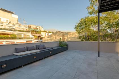 An Outstanding 3 bdrm Apartment in the Heart of Athens - image 8