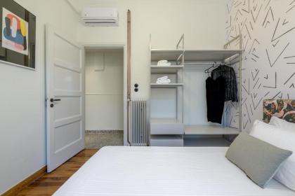 An Outstanding 3 bdrm Apartment in the Heart of Athens - image 9