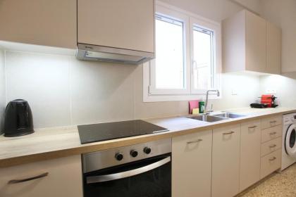 Cosy Nektariou - image 17
