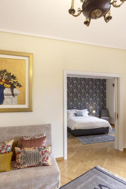 Valaoritou 6os - An aristocratic 1 BR in the hear - image 9