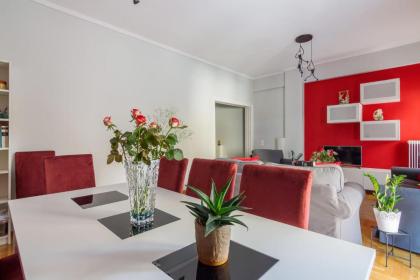 Adorable 2 Bedrooms Apartment in Athens - image 13