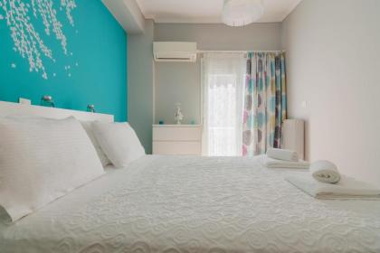 Adorable 2 Bedrooms Apartment in Athens - image 16