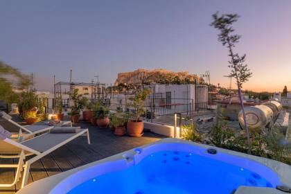 Your 4 bdrm Dream House Acropolis View & Jacuzzi 