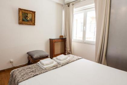 Chic 1 Bedroom Heaven in the Heart of Athens - image 11