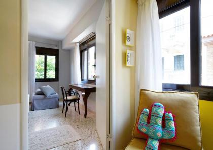 Live in Athens PSYRRI Meet Me Here Apartments - image 7