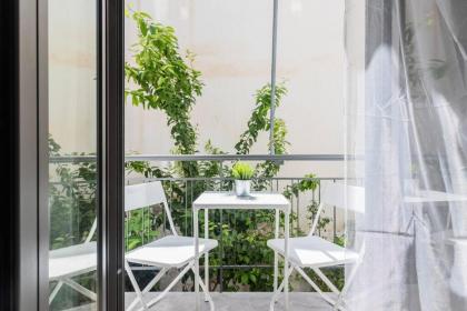 Sublime 1BR Apartment in Koukaki by UPSTREET - image 5