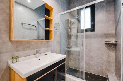 Sanders Home Suites - Pleasant 1-Bedroom Apartment - image 9