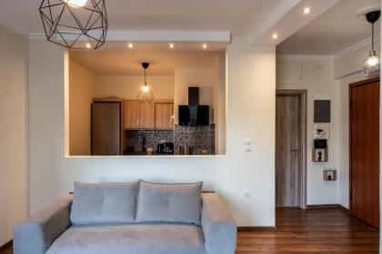 Luxury apartment overlooking the citadel of Tsakas - image 20