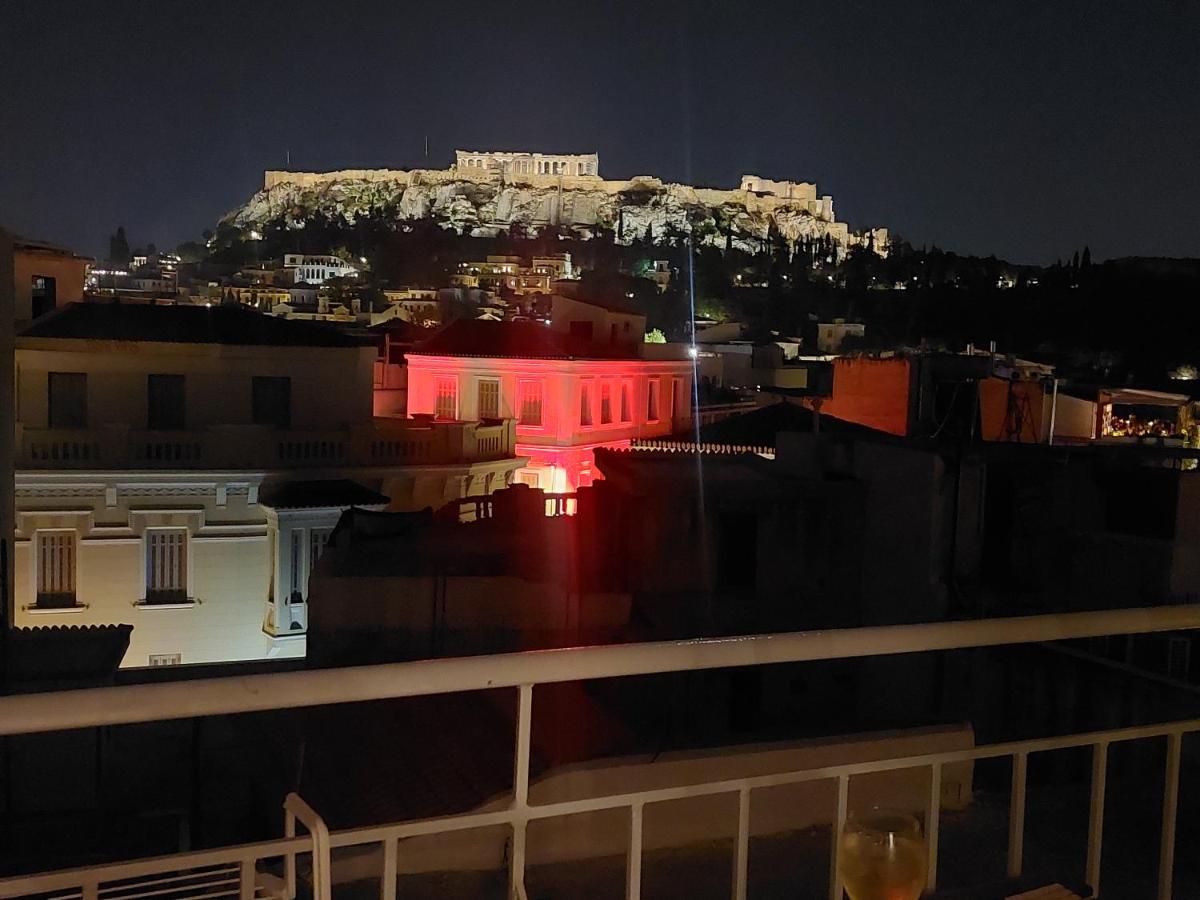 Luxury apartment overlooking the citadel of Tsakas - image 5