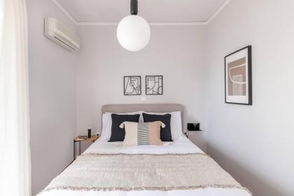 Smart Chic 1BR Apartment in Agia Paraskevi by UPSTREET - image 5