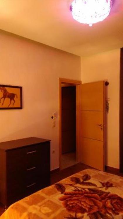 Apartment in the heart of Athens. - image 9