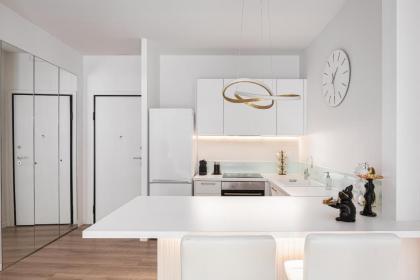 Acropolis Sherlock Residence - image 18