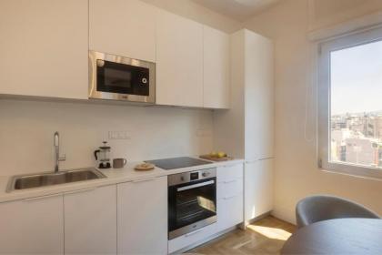 Lovely Apartment with View Next to Kallimarmaro - image 3