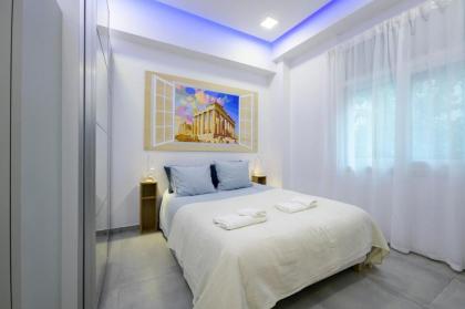 Beautiful studio in central location - image 20
