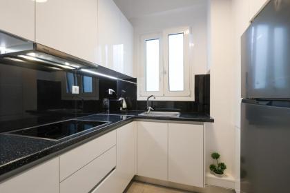 Prime location Athens Exec 2BD Apt by Live&Travel - image 16