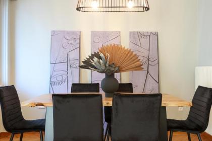 Prime location Athens Exec 2BD Apt by Live&Travel - image 8