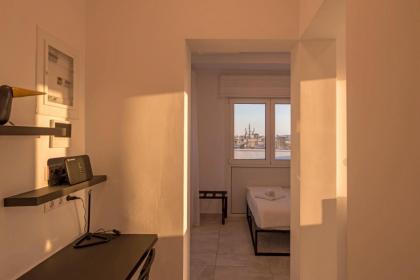 Sunny Topfloor Studio with amazing City-View - image 17