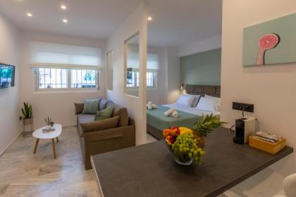 Mandevilia Suites - image 7