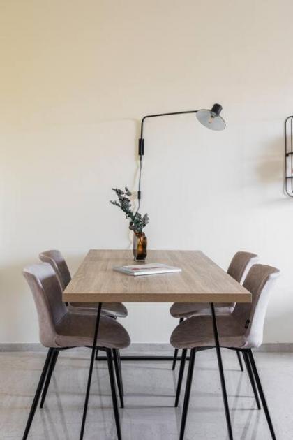 Radiant 2BR Apartment in Neo Psichiko by UPSTREET - image 11