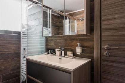 Radiant 2BR Apartment in Neo Psichiko by UPSTREET - image 18