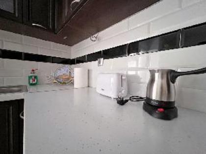 WSD kampani New Comfy and cozy 1BD Apt near Metro - image 8