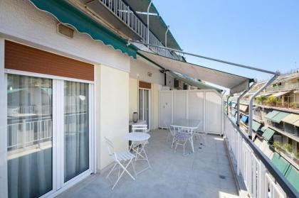 Cosy 2BR flat near Ampelokipoi station & hospitals - image 9